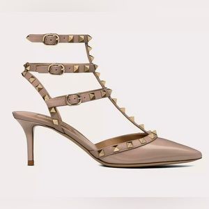 ROCKSTUD CAGED PUMP 65MM
Valentino Garavani - Size 38 Color Pink/Purdue